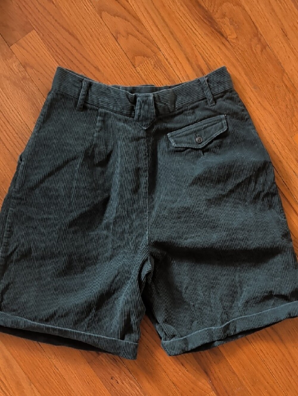 Vintage In-force Inc Corduroy Pleated Shorts - Dark Teal. 100% Cotton - Picture 3 of 3